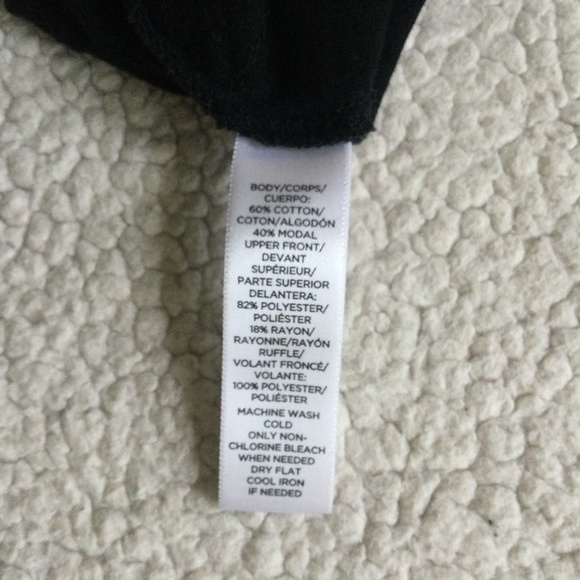 LOFT Mesh Velvet Trim Tiered Mixed Media Shell Blouse Black - Sz Medium - Picture 9 of 10